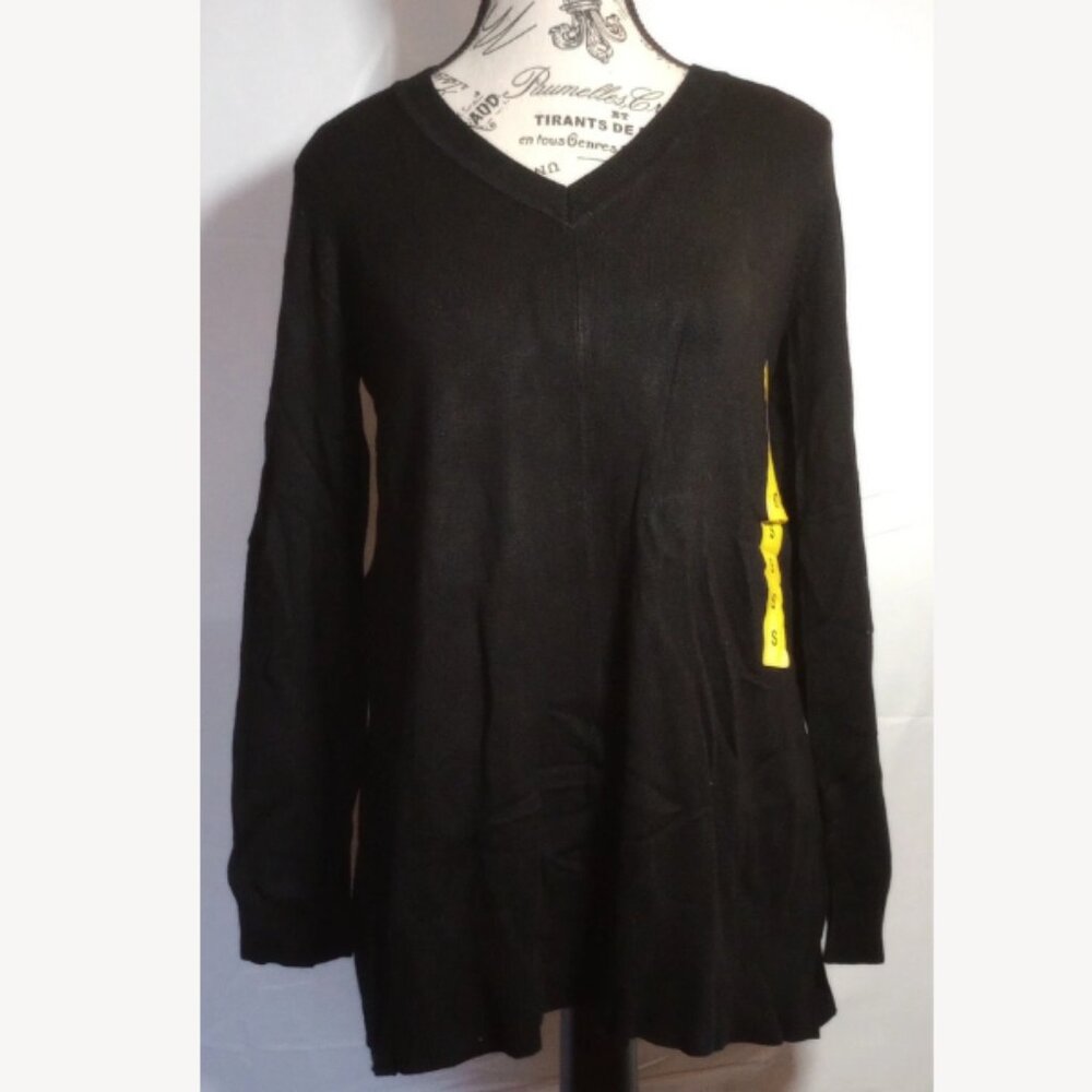 NWT DKNY Women’s V-Neck Sweater – Black Small Soft Knit Pullover Long Sleeve